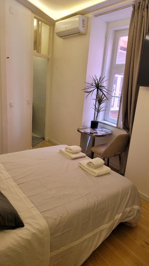 Tiny Studio Rosa - Bairro Alto Лиссабон Экстерьер фото